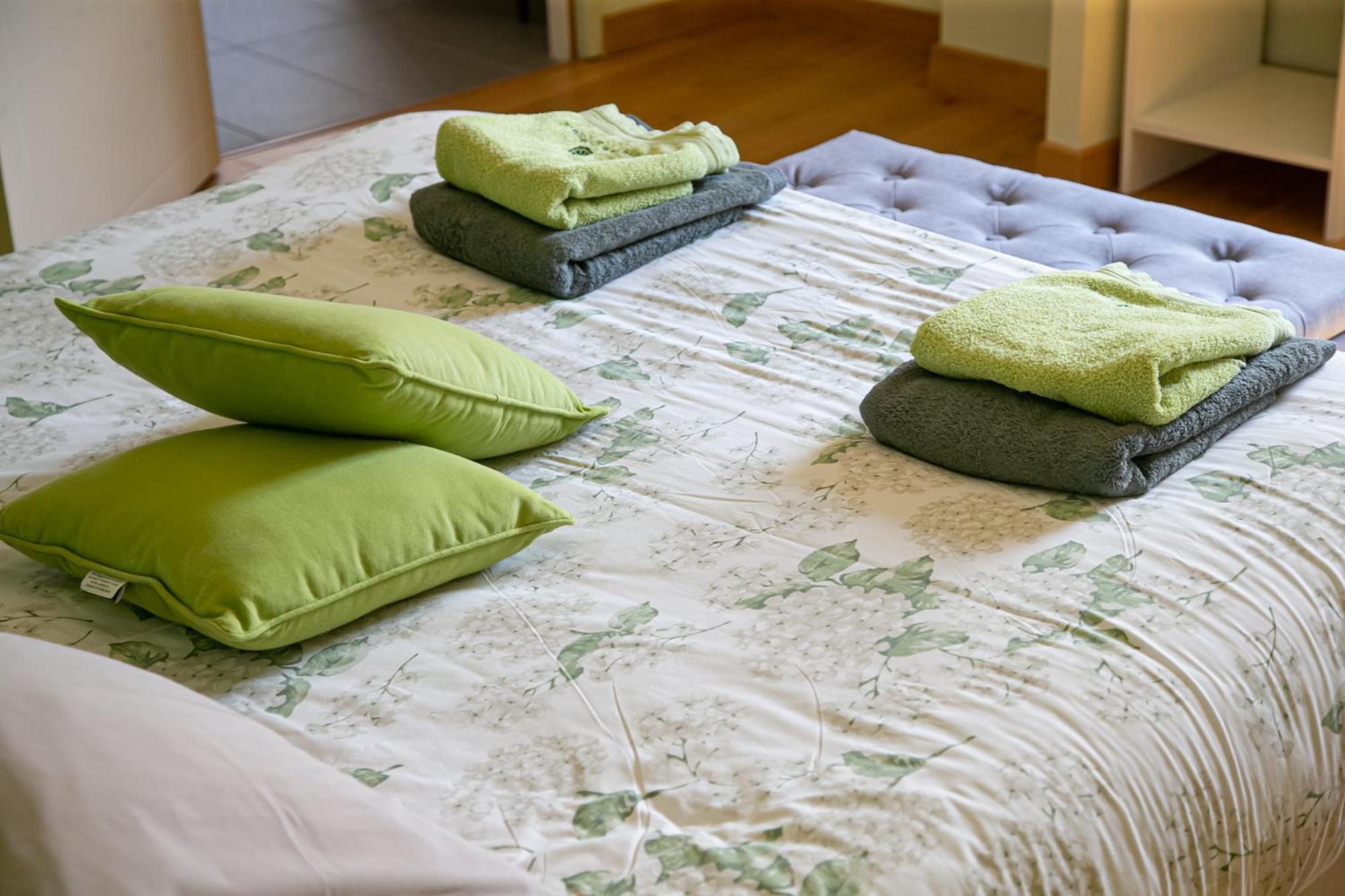 Moulin De Gaubourg Bed & Breakfast Saint-Melaine-sur-Aubance Exterior photo